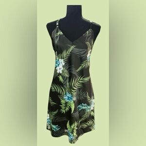 🌴JONES NY!! STUNNING LIGHTWEIGHT HAWAIIAN STYLE SLIP DRESS! ADJUSTABLE!